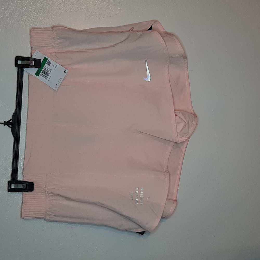Nwt women's nike running division shorts